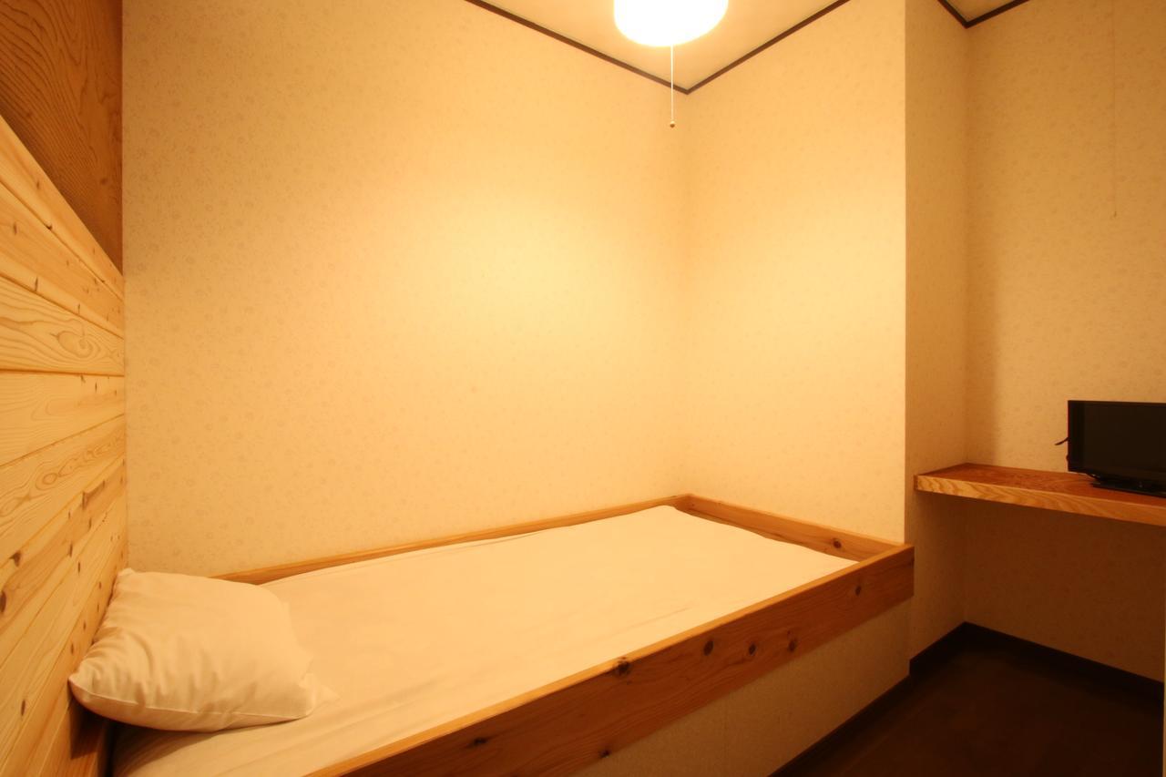 Ikkyu For Backpackers 19 Hotel Hitoyoshi Bagian luar foto