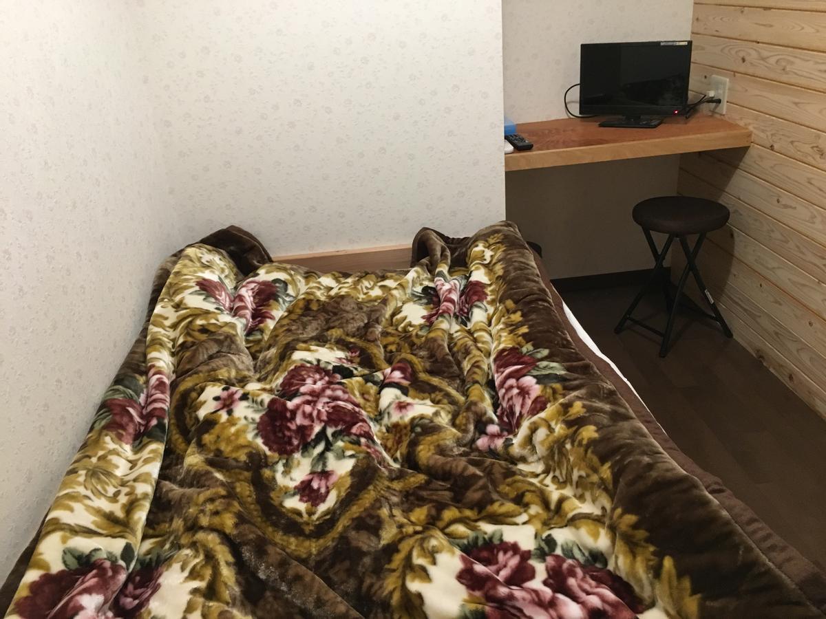 Ikkyu For Backpackers 19 Hotel Hitoyoshi Bagian luar foto